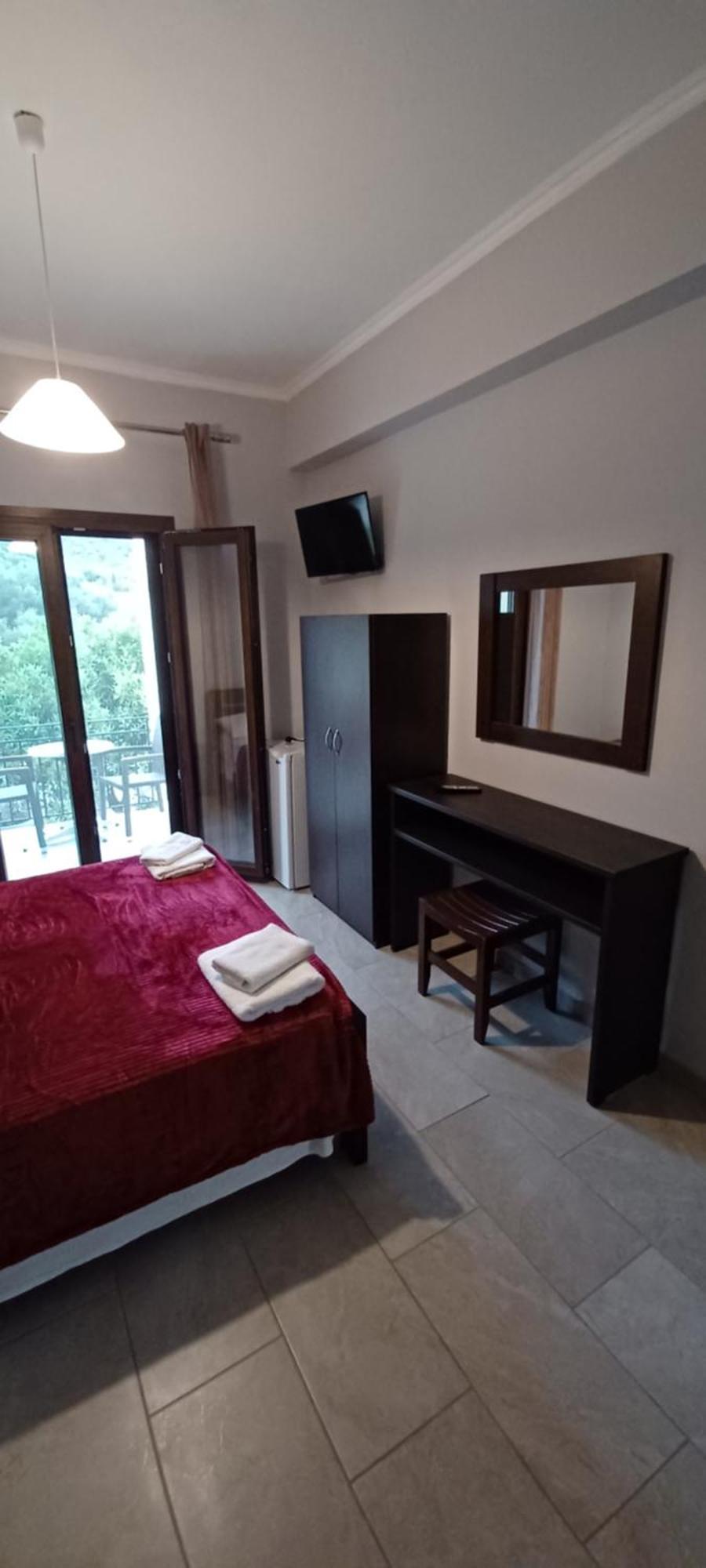 Tsanis Apartment ปาร์กา ห้อง รูปภาพ