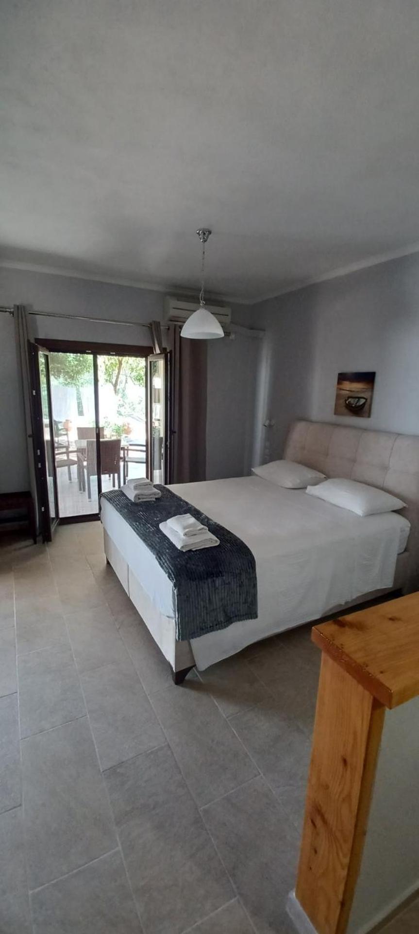 Tsanis Apartment ปาร์กา ภายนอก รูปภาพ